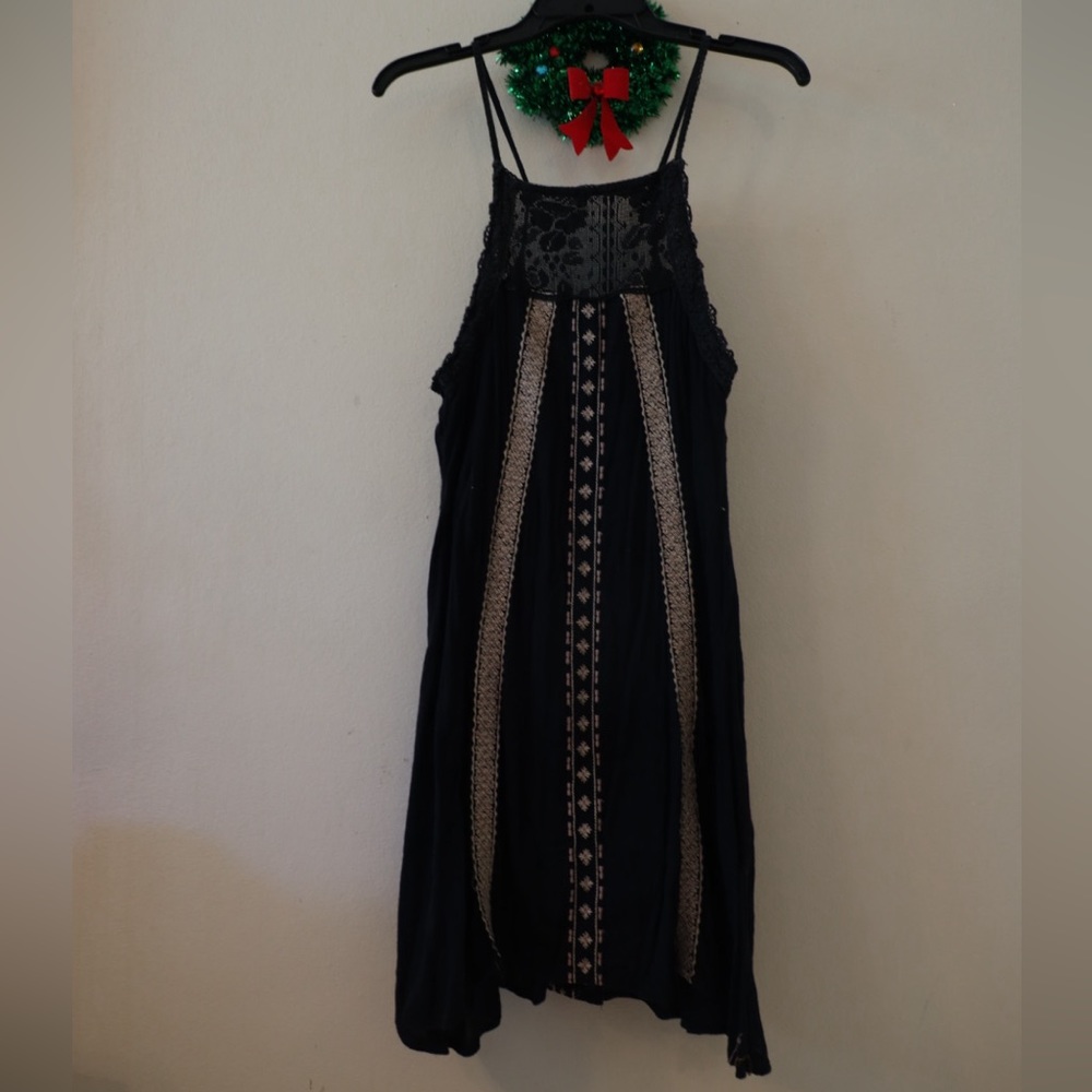 Black dress - Picture 1 of 8